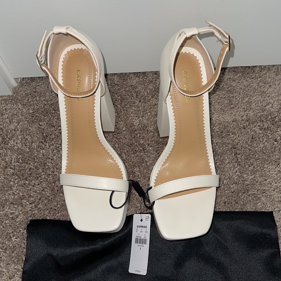 Brand new never worn cream platform express heel with ankle strap size 8 - Picture 2 of 7